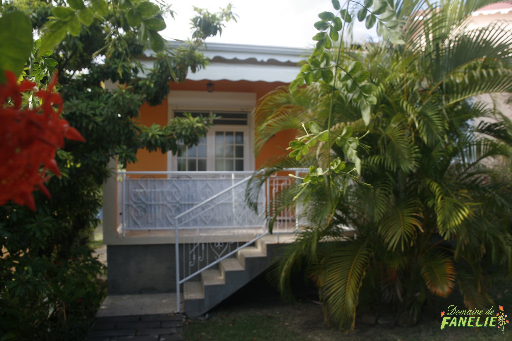 Bungalow Alamanda